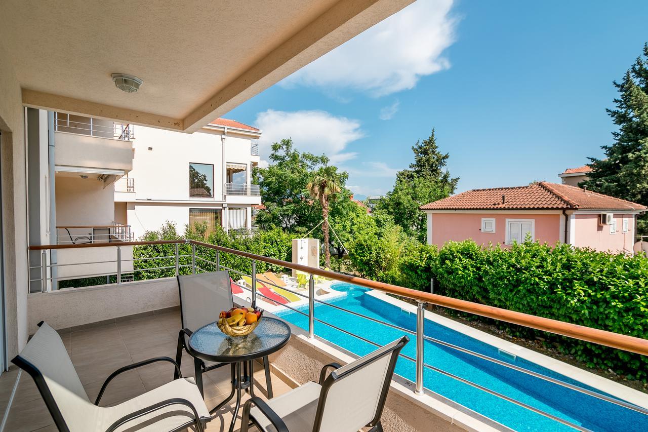 Apartments Rivijera Herceg Novi Exterior photo